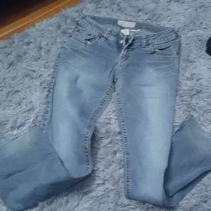 Maurices Jacie flare Jeans sz 5/6R